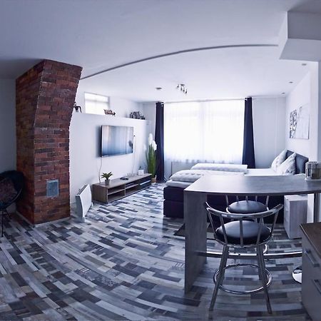 באד ווילבאד Moderne Wohnung Schwarzwald - In Bester Lage Direkt Am Fluss מראה חיצוני תמונה